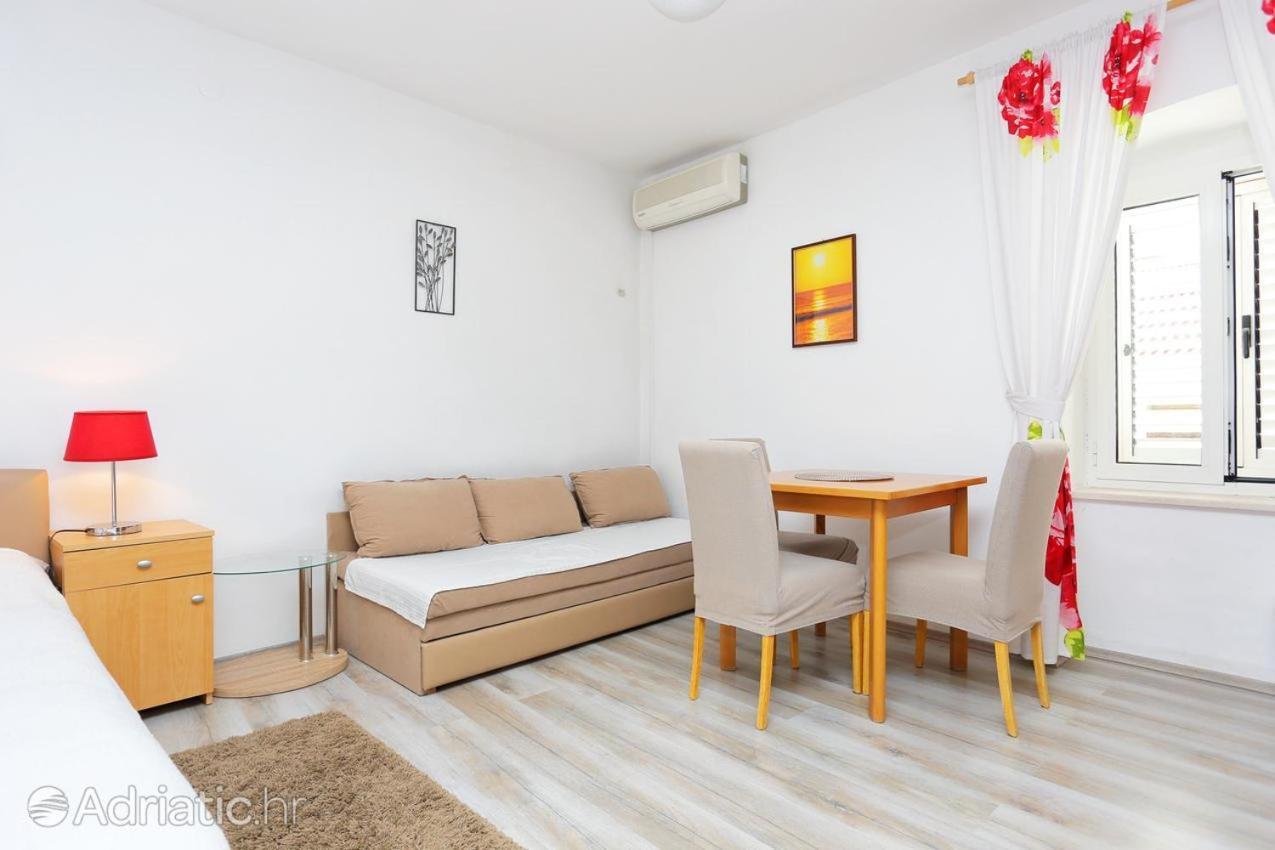 Apartment Andela Kaštela Eksteriør bilde
