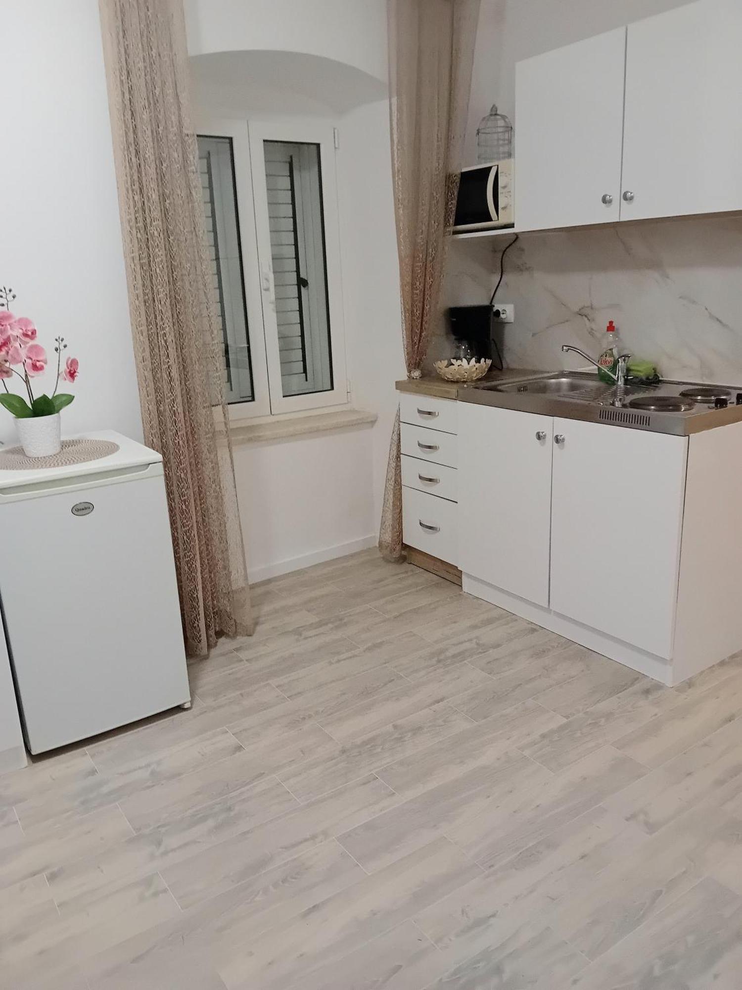Apartment Andela Kaštela Eksteriør bilde