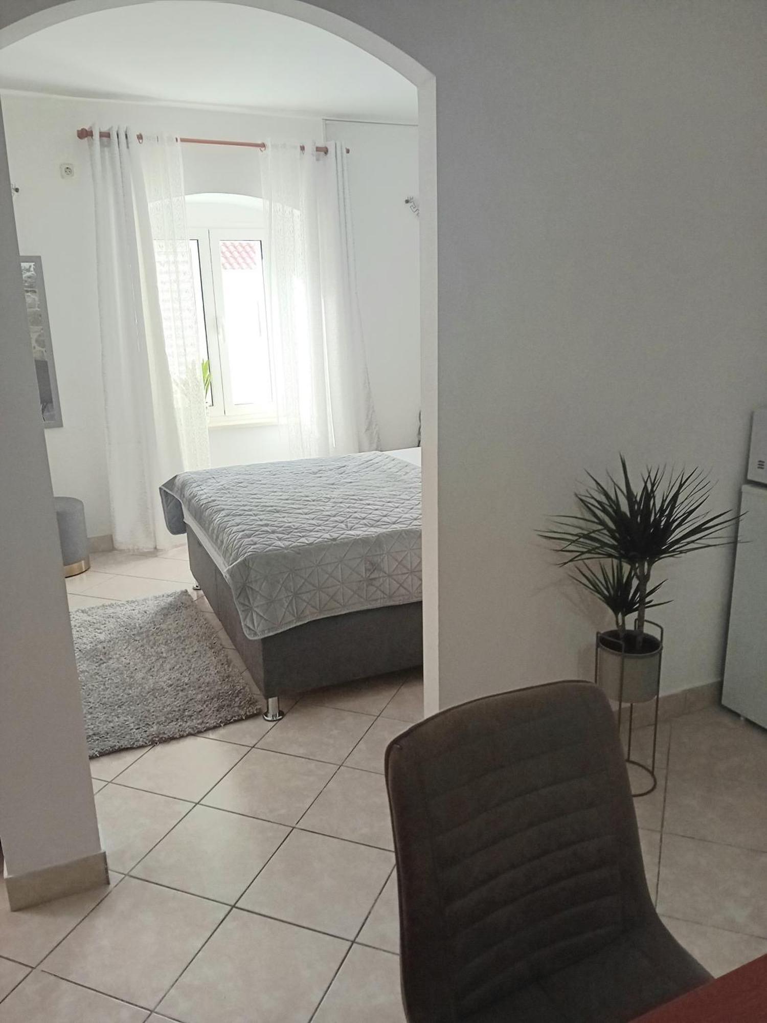Apartment Andela Kaštela Eksteriør bilde