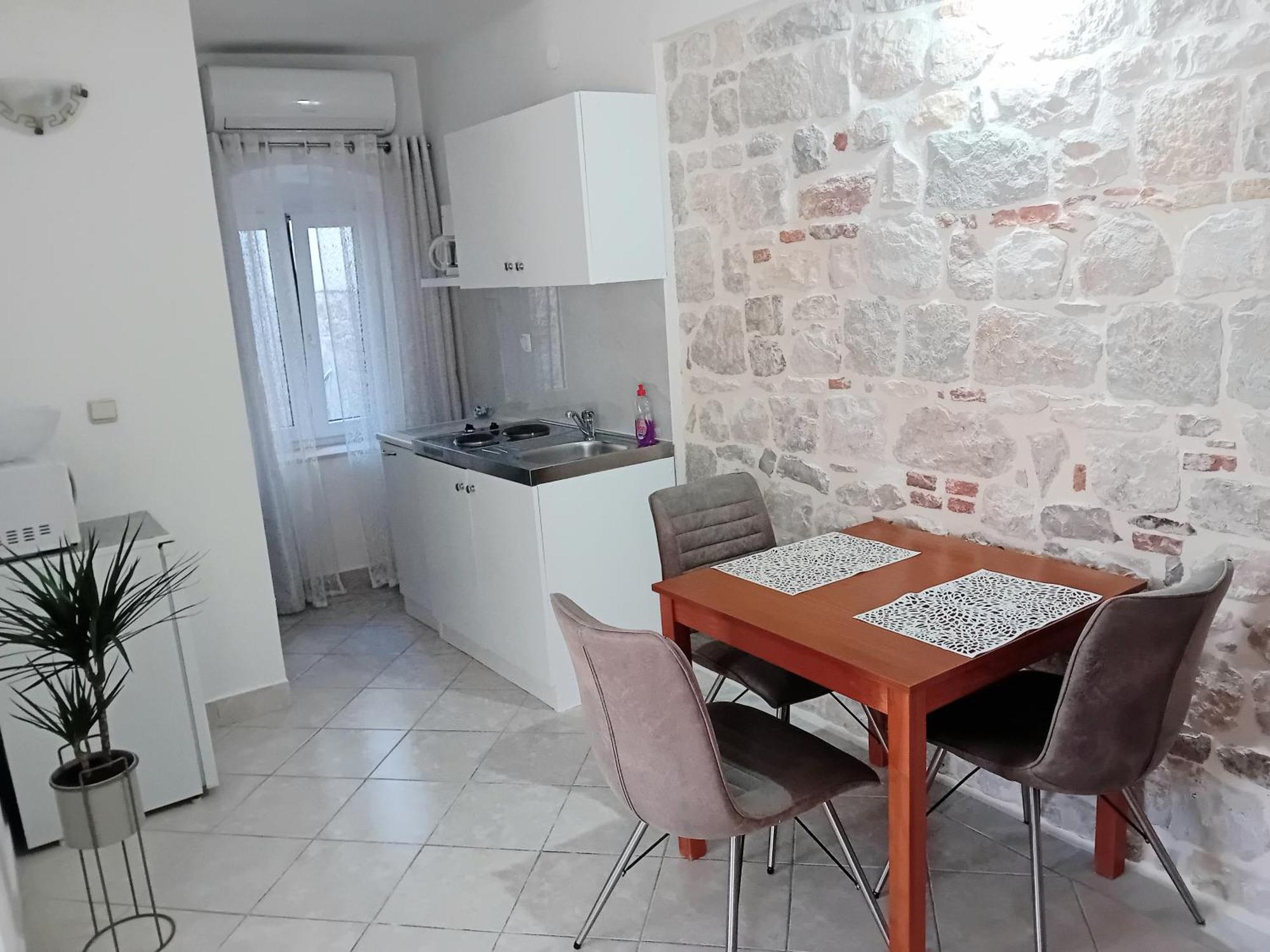 Apartment Andela Kaštela Eksteriør bilde
