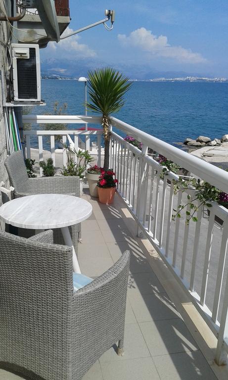 Apartment Andela Kaštela Eksteriør bilde